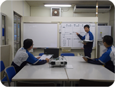 職場の雰囲気を教えてください。